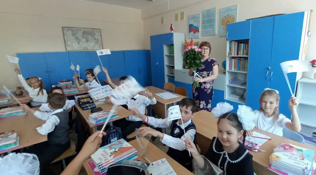 Участники акции Дети цветы жизни